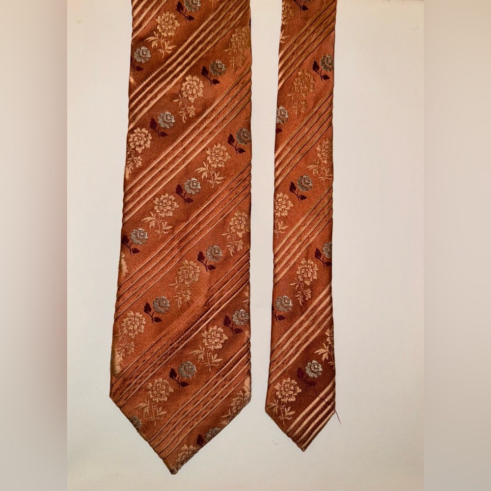 Ermenegildo Zegna Floral Tie